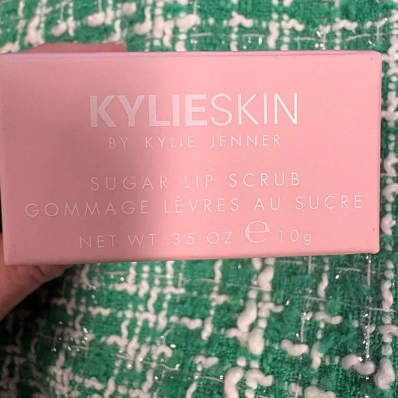 Bundle! Kylie Kylieskin Cosmetics Skincare Lot 4 piece IN BOX NEW - Picture 7 of 15